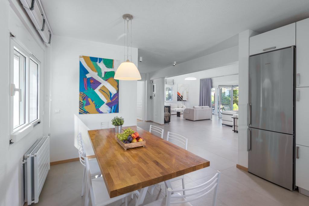The White Villa At Sani Sani  エクステリア 写真